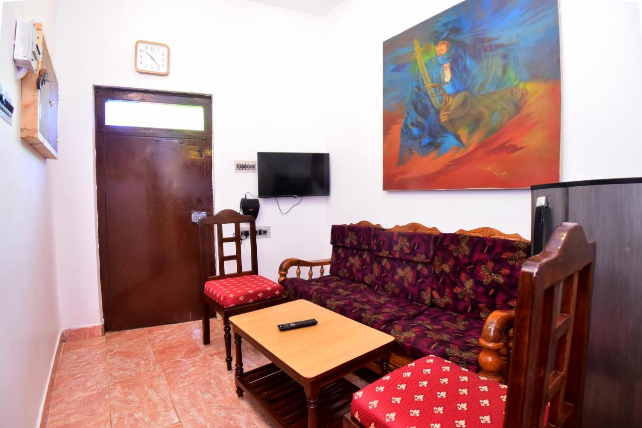 Villa Betty Beach Front Puducherry Exterior foto