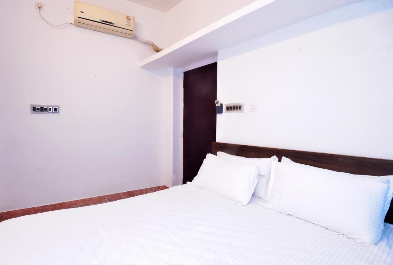 Villa Betty Beach Front Puducherry Exterior foto